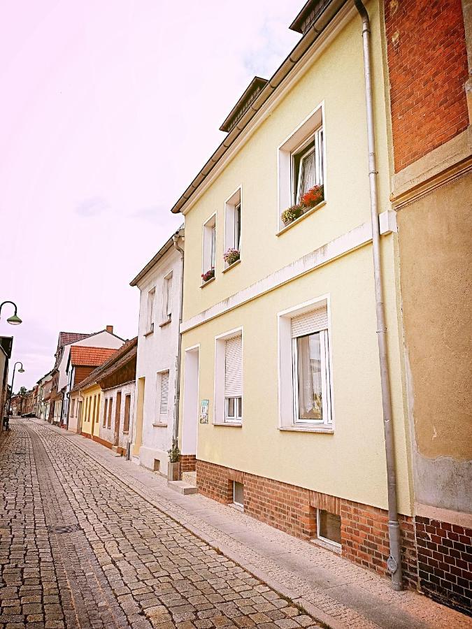 Turmblick-Gaestequartier-Coswig-Hier-Erwartet-Sie-Individueller-Service-Im-Herzen-Der-Altstadt Coswig  Esterno foto